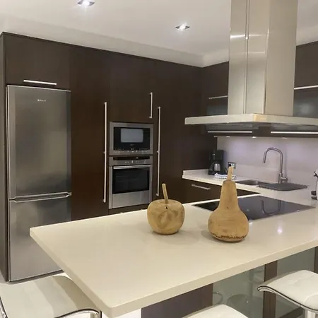 Global Julia - By Global Holidays 11074 Holiday home
